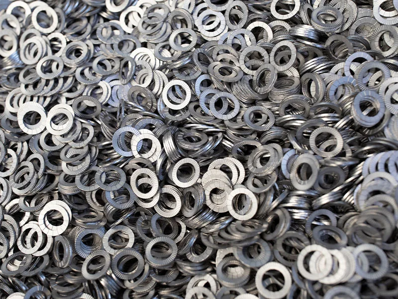 Gebeizte Edelstahl-Kleinteile