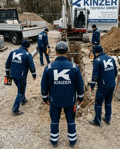 Stickerei für Workwear und Mitarbeiterbekleidung im Siegerland – Mehrkopf-Stickmaschine im Einsatz